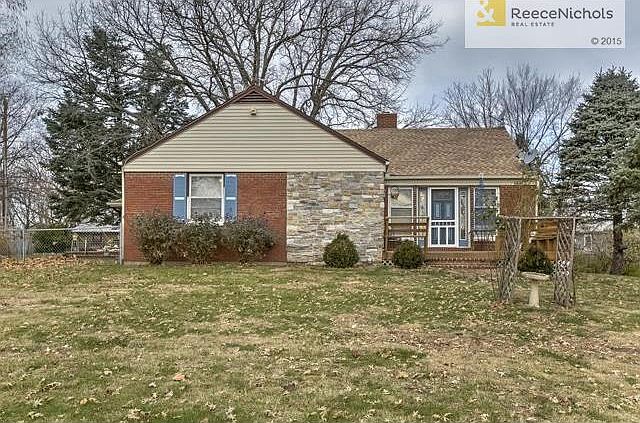 1st image of 2122 S Jackson Dr
