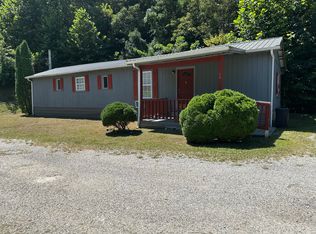50 Clark Cemetery Rd, Prestonsburg, KY 41653
