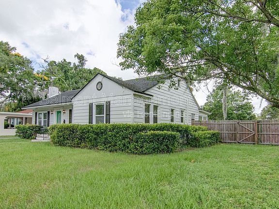 3rd image of 1313 Buckingham Rd