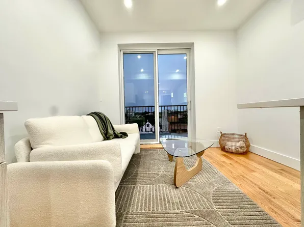 1644 New York Avenue image 3 of 7