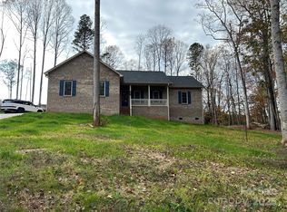 1031 Long Dr, Newton, NC 28658