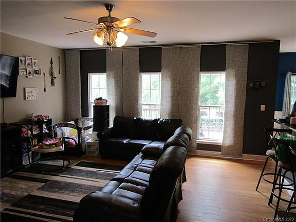 3rd image of 775 Georgie St #25