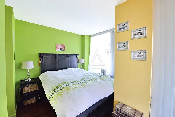 Rented by Peter Ashe | media 17