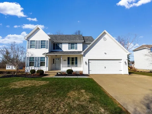 78 Pellamwood Ct, Grand Island, NY 14072