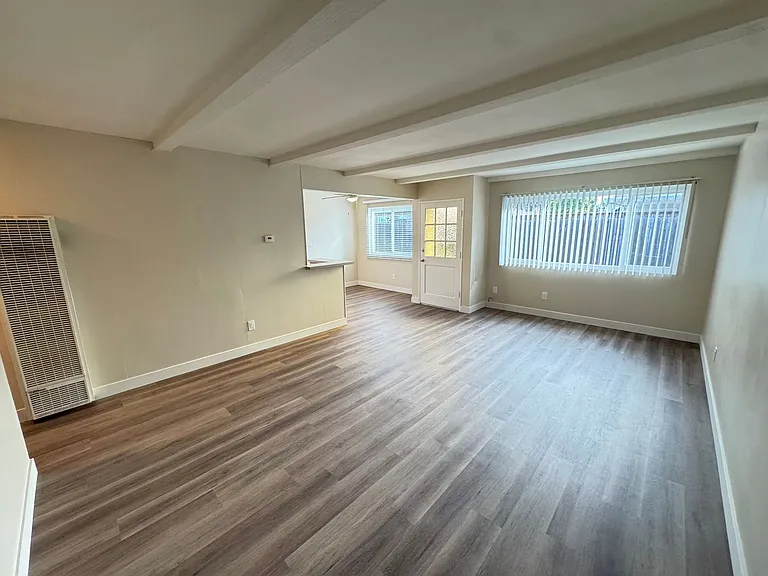 Orange Ave Apartments — Photo 6