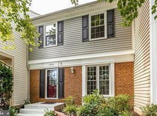13491 Old Dairy Ct, Herndon, VA 20171