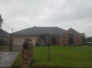 9460 Riggs St, Beaumont, TX 77707