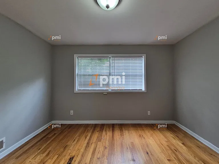 3206 Mathieson Dr NE #4 — Photo 9