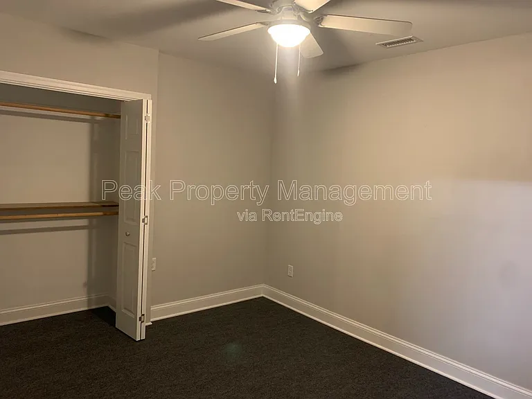 220 E Marshall St #C — Photo 5
