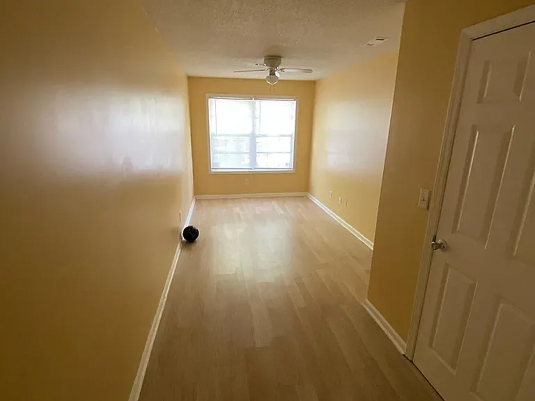 1106 Harwell St NW — Photo 2