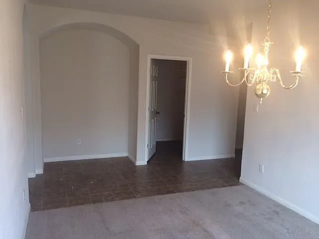 177 Devonshire Dr — Photo 4