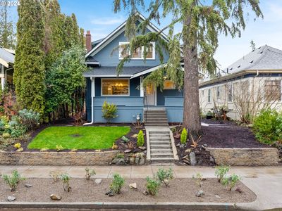 2307 NE Everett St, Portland, OR, 97232
