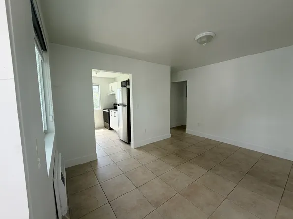 741 NW 60th St #3, Miami, FL 33127
