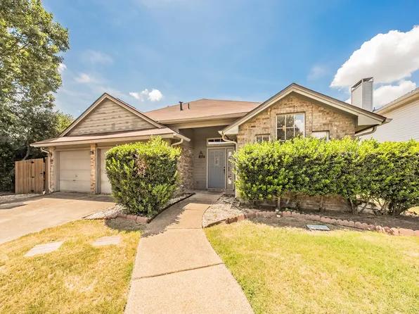 4631 Essex Dr, Grand Prairie, TX 75052
