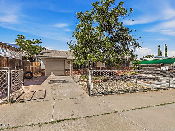 3rd image of 5021 Royal Dr