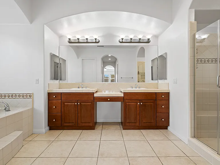 113 Azzuro Dr — Photo 15