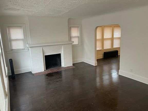 2nd image of 4338 Cortland Ave