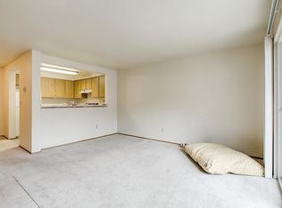 14200 73rd Ave NE #E103, Kirkland, WA 98034
