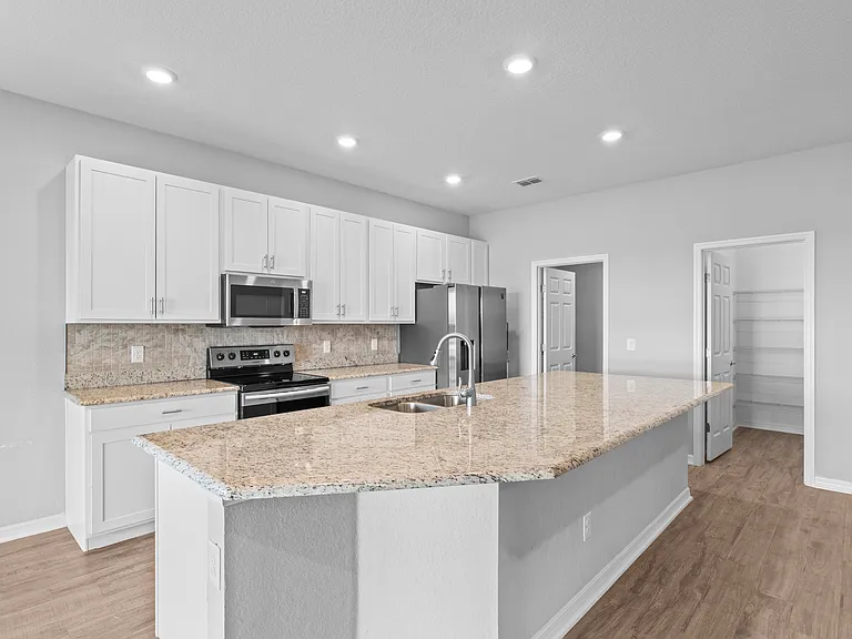 fully equipped kitchen