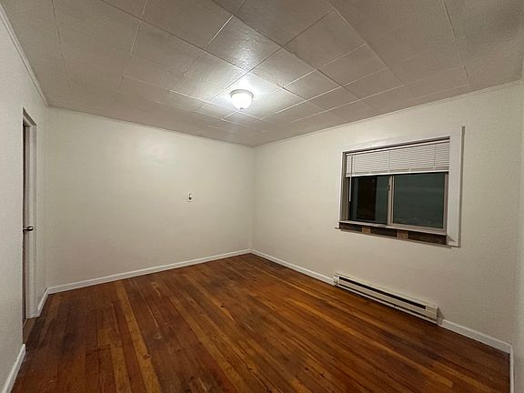 3rd image of 564 Kalispell Ave #B