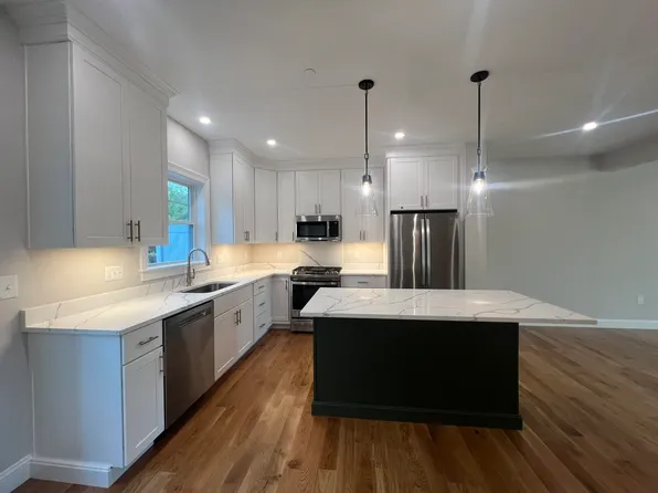 36 Juniper Lane, Portsmouth, NH 03801