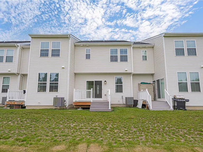 7640 Clayton Ave — Photo 27