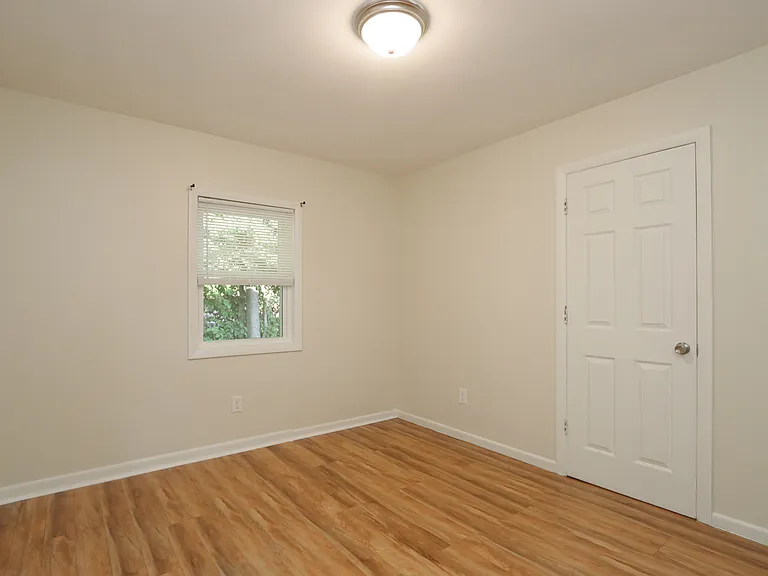 323 Montcalm St #L — Photo 31