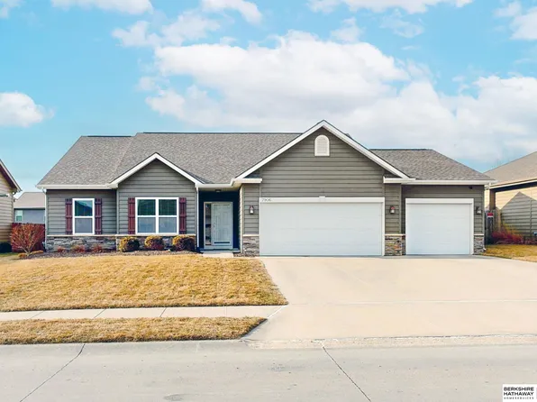 7906 S 193rd St, Gretna, NE 68028