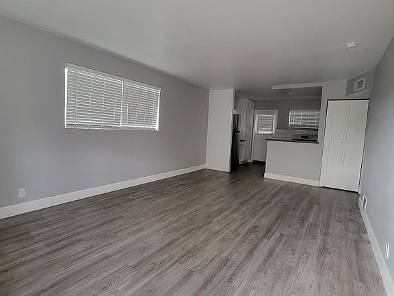 4th image of 439 W Osborn Rd