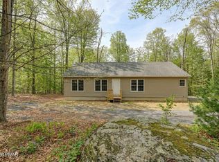 46 Beechwood Dr, Lake Ariel, PA 18436