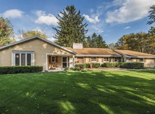 7912 N Green Bay Rd, River Hills, WI 53217