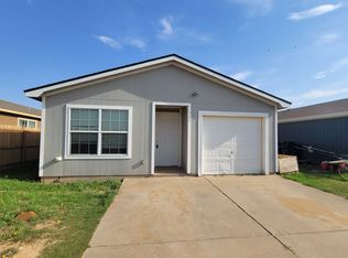 105 74th St, Lubbock, TX 79404