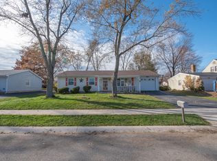 754 Governor Rd, Valparaiso, IN 46385