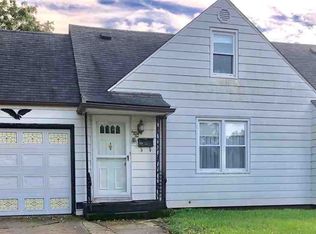 725 E Riverside Blvd, Loves Park, IL 61111