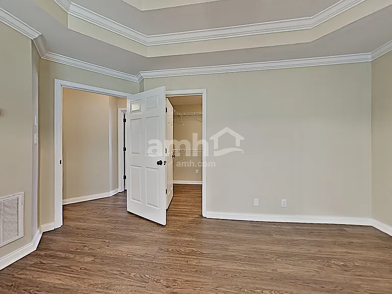 830 Tully Rd — Photo 8