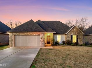 1126 Eli Conner Dr, Bossier City, LA 71112