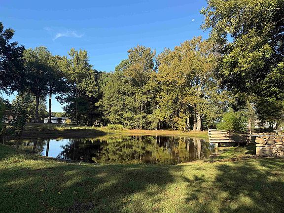 2nd image of 4219 Eva Rd