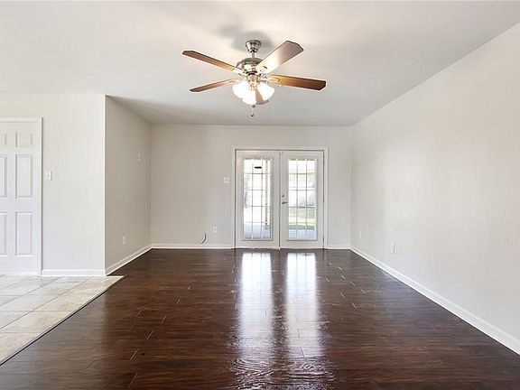 5th image of 8025 Curran Blvd