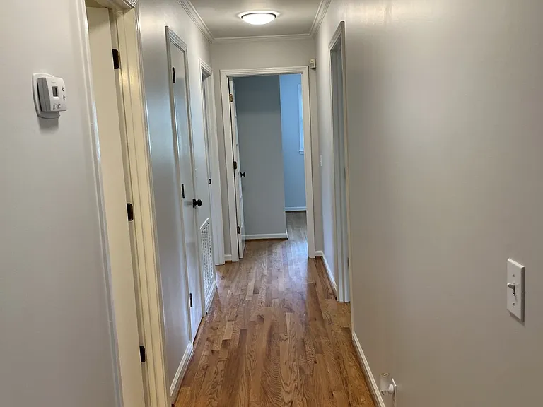 810 Davis Dr — Photo 6