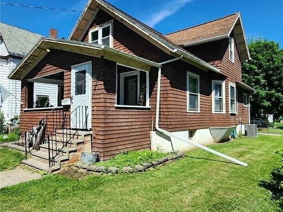 2nd image of 554 Cypress St