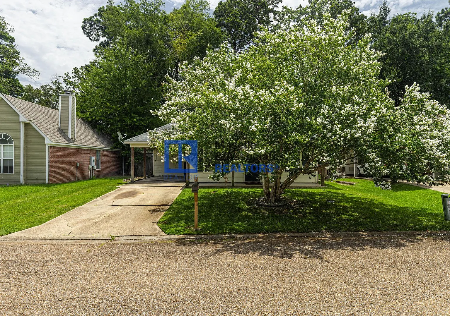 2 Bed/2 Bath in Barnett Bend of Brandon — Photo 4