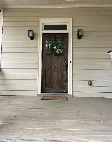 3 bed, 2.5 bath, 2322 sqft, $3,495 — Photo 2