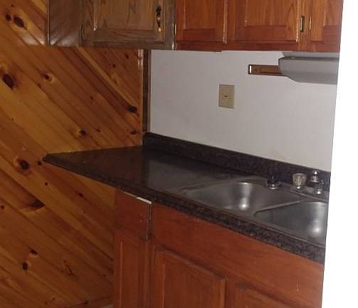 5th image of 1409 Catherine St Fl 2
