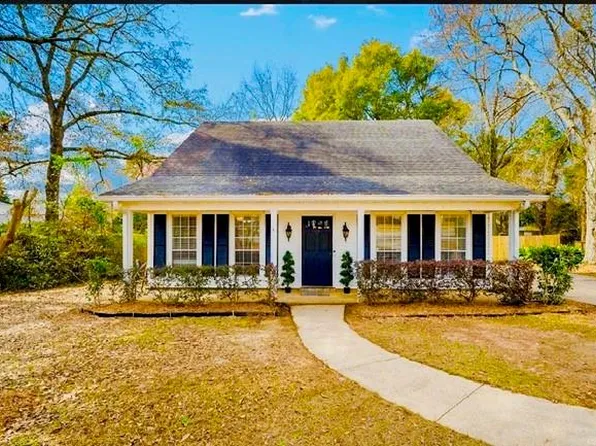1170 Wellington Ct S, Mobile, AL 36695