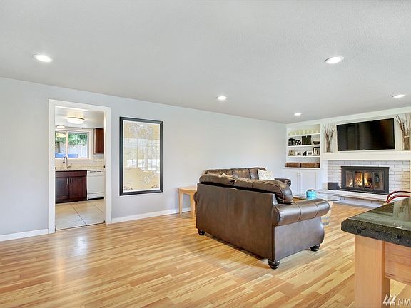 2nd image of 10259 6th Ave S