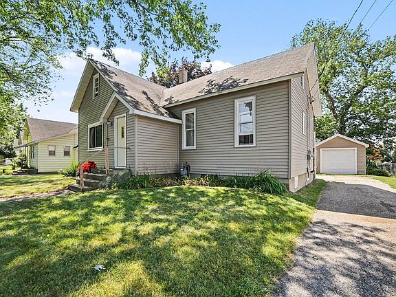 2nd image of 276 3rd St