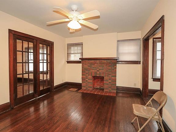 4th image of 8457 Vorhees Ln