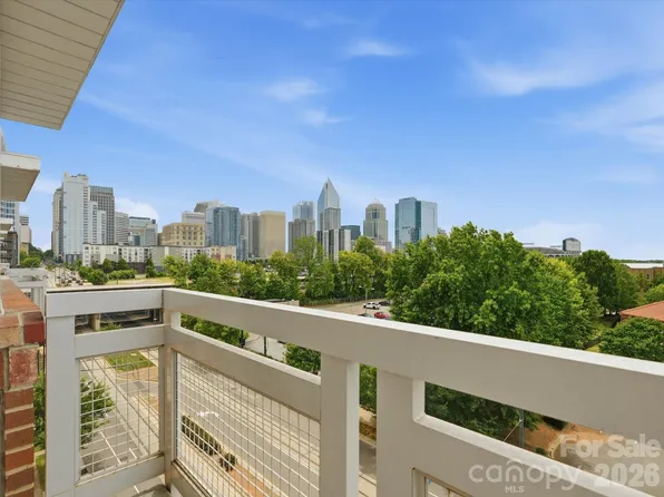 710 W Trade St Unit 703, Charlotte, NC 28202