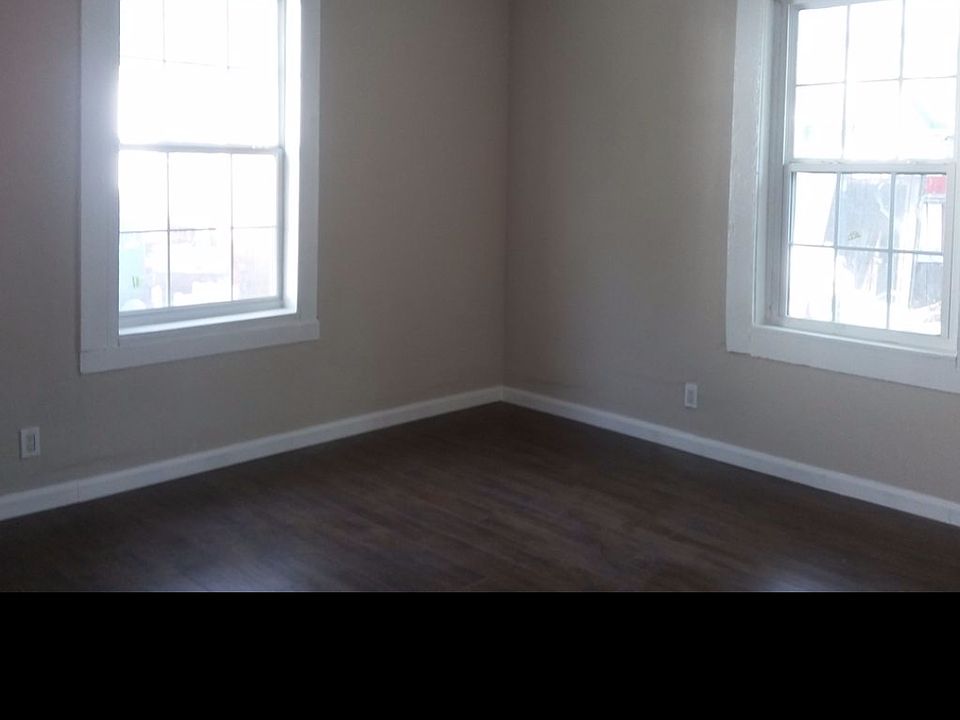 2nd image of 4211 Delano Pl