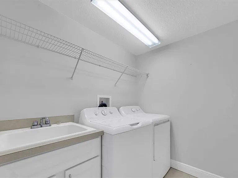 7069 Key Haven Rd #302 — Photo 33